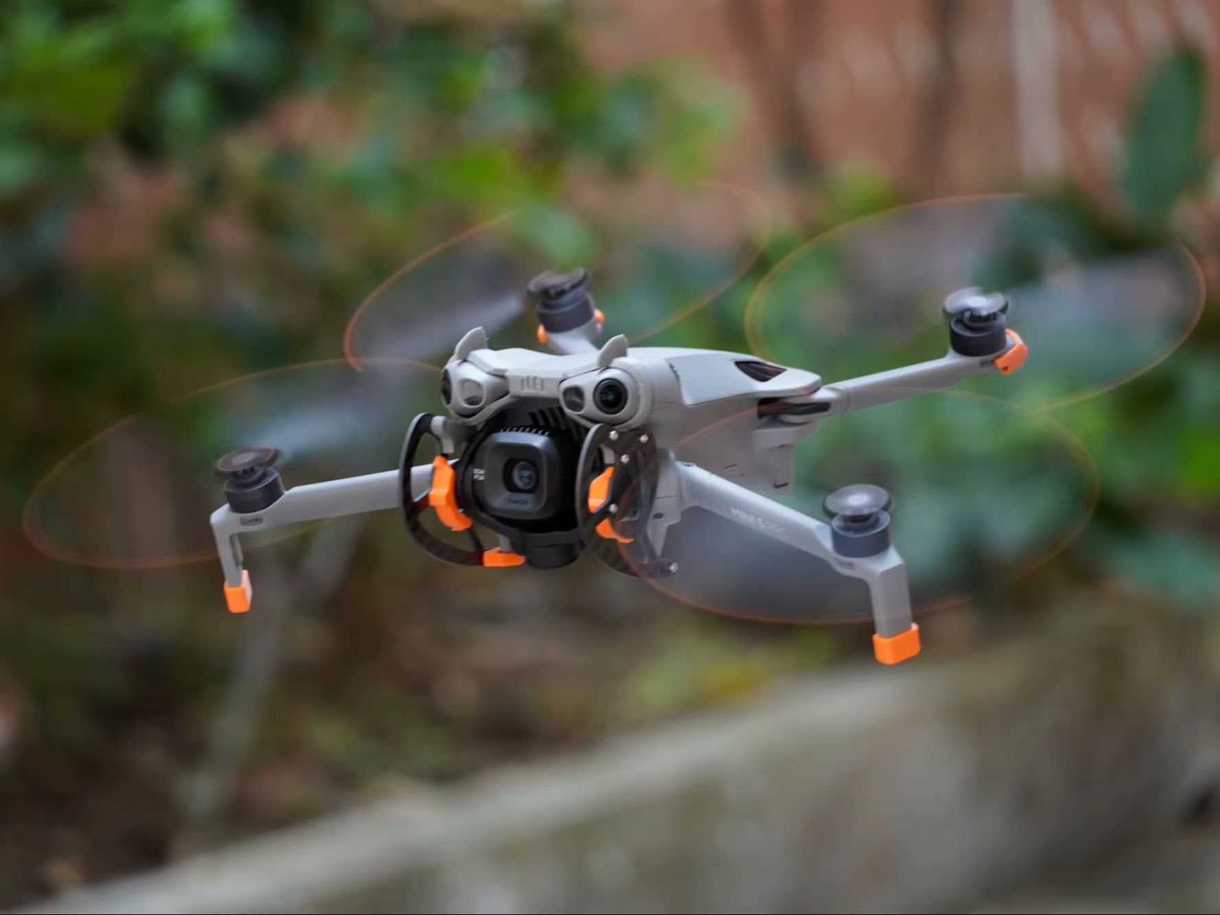 DJI Mini 5 / Mini 5 Pro 드론용 짐벌 - Drone Propeller Holder 리뷰 및 가격